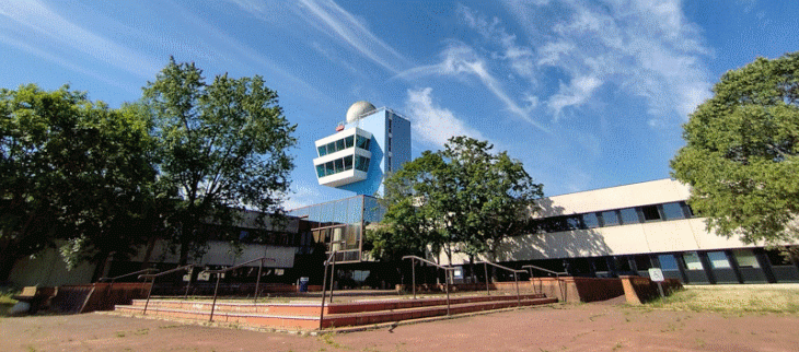 Statut fonctionnaire.