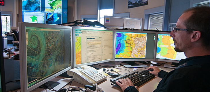 Poste de prévisionniste.