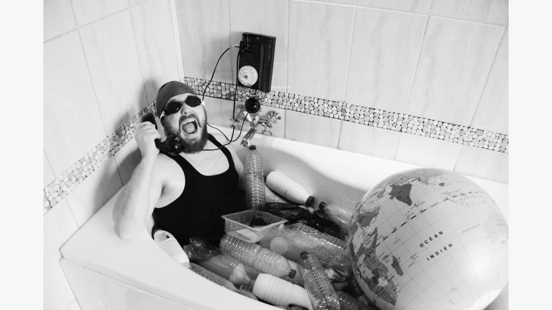 " Wake up call " par Sarah Eddy.