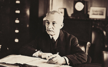 Le général Émile Delcambre, directeur de l’ONM de 1921 à 1934.