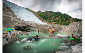 " Fonte des glaces, les glaciers boivent la tasse " de Julia Roger-Veyer a été désignée par les internautes pour remporter le prix du public.