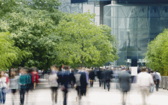 Avec le réchauffement climatique et la croissance urbaine, l’îlot de chaleur urbain expose une population de plus en plus nombreuse. 