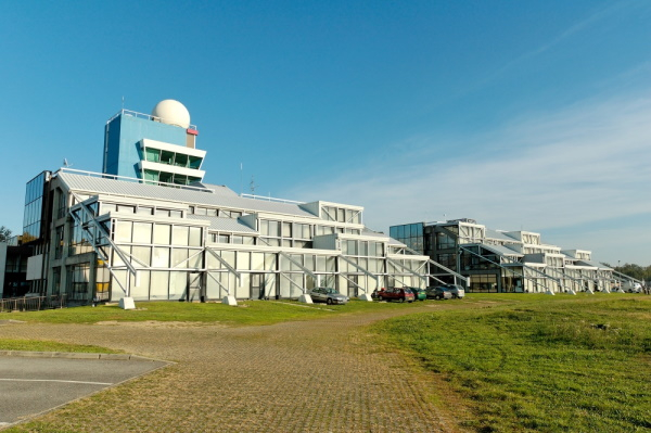 L'École nationale de la Météorologie en 2006.  © Météo-France.